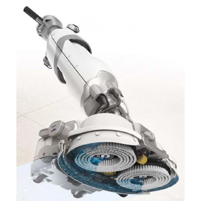 Maschinelle Großflächenreinigung mit V1-Reinigungsgerät – gründliche Fugenreinigung und gleichzeitiges Absaugen von Schmutz